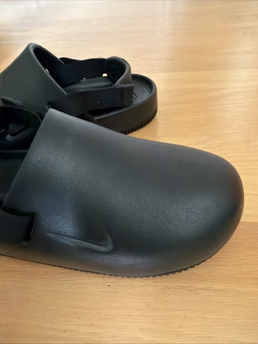 Nike Calm Mule Sandals Black Women’s 8 Men’s 6